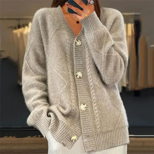 Lena Women's Cardigan – Soft Cashmere Buttoned Cardigan with Elegant Long Sleeves