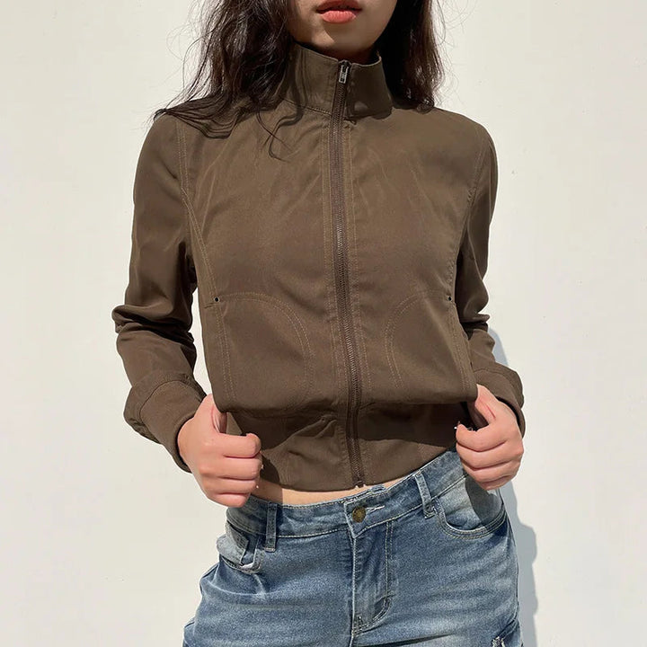 Women’s Cropped Zip-Up Jacket with Fitted Waist and Sporty Minimalist Design