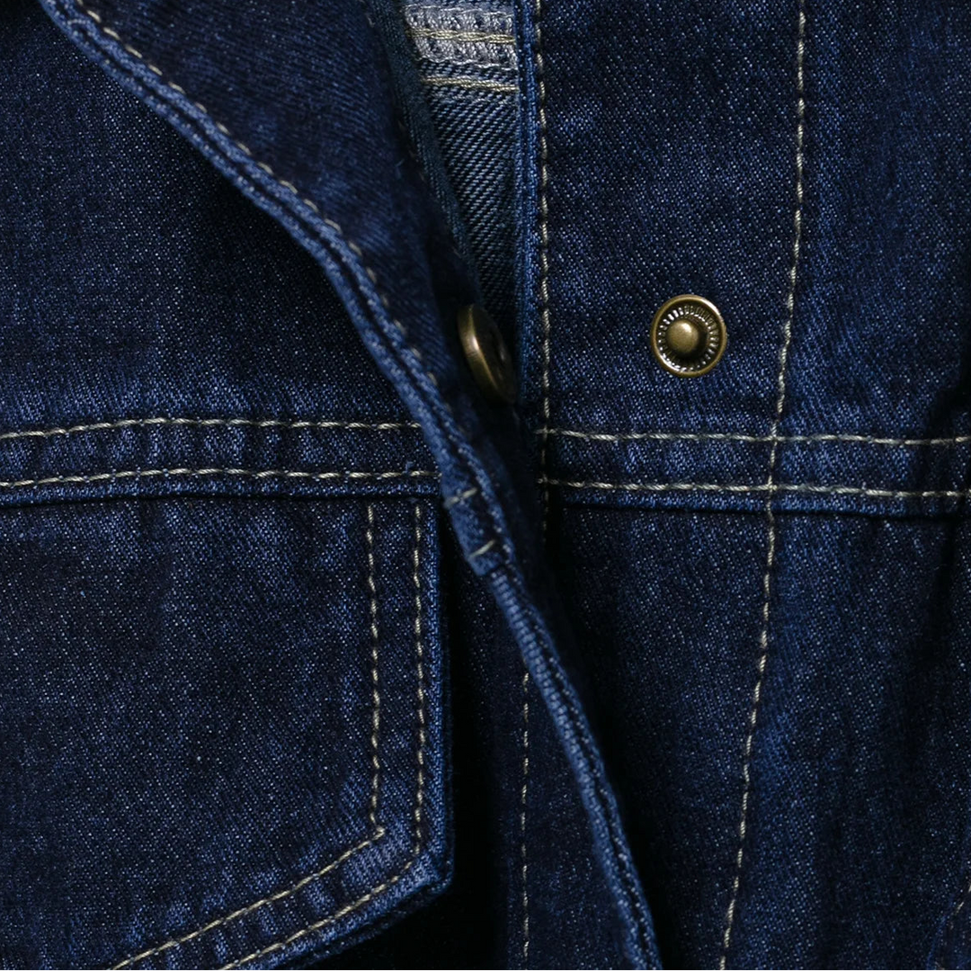 Women’s Belted Denim Utility Jacket with Structured Collar and Relaxed Fit