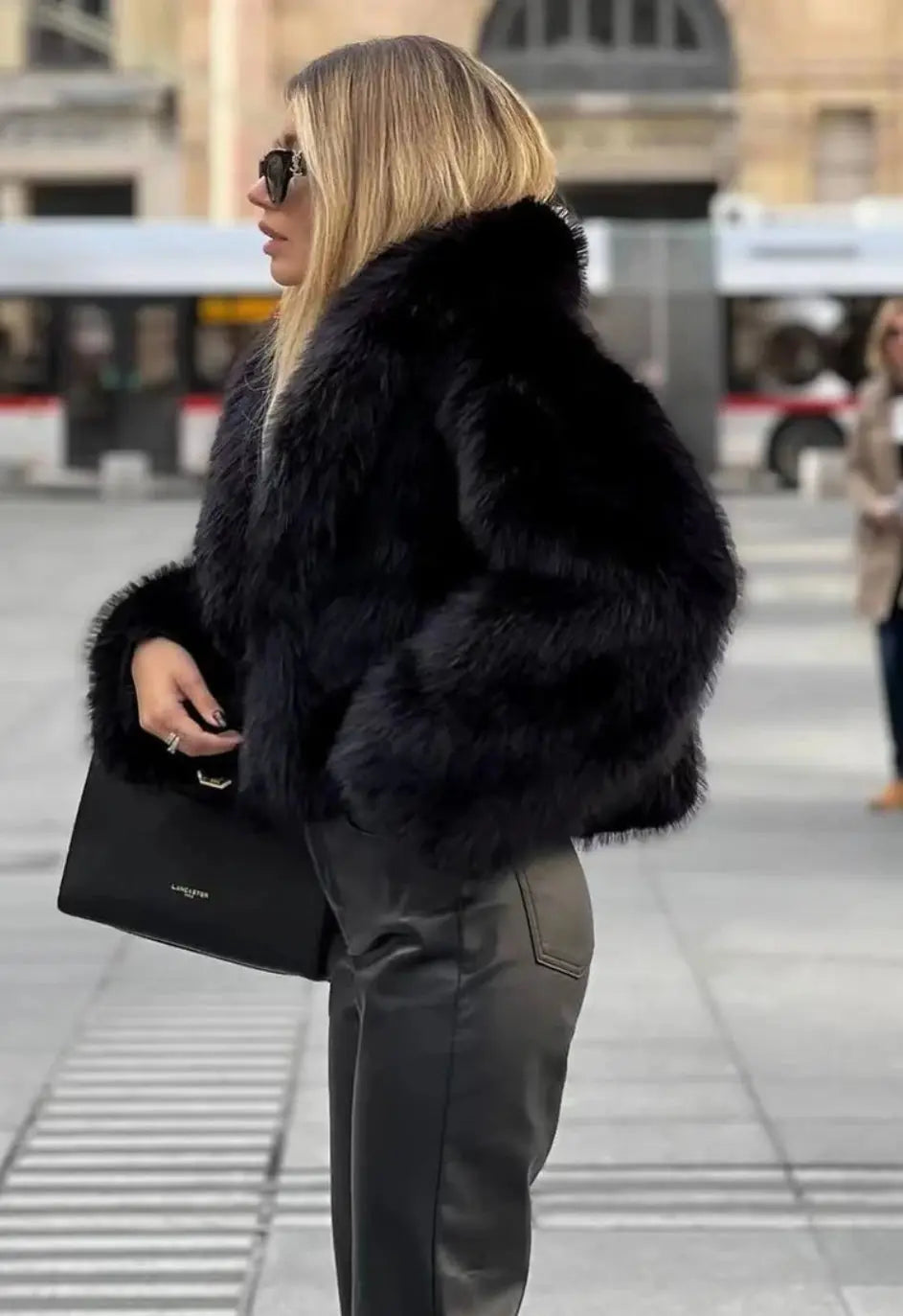 Women's Fluffy Faux Fur Jacket