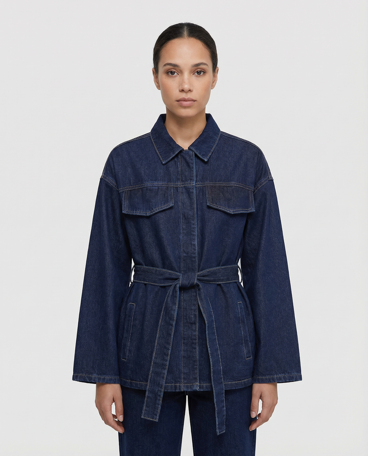 Women’s Belted Denim Utility Jacket with Structured Collar and Relaxed Fit