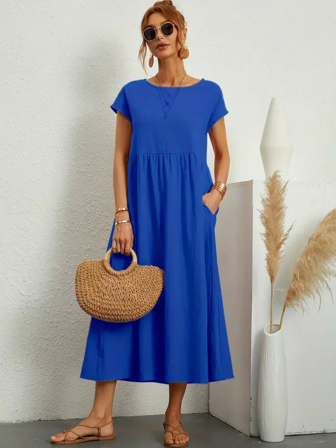 Gabriela™ | Timeless elegance fluid midi dress
