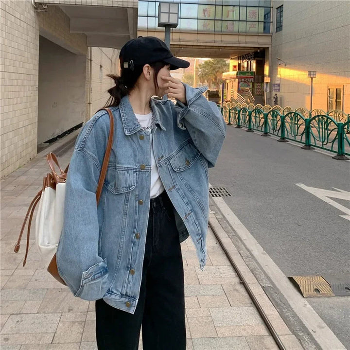 Women’s Oversized Denim Jacket with Classic Collar and Relaxed Streetwear Fit