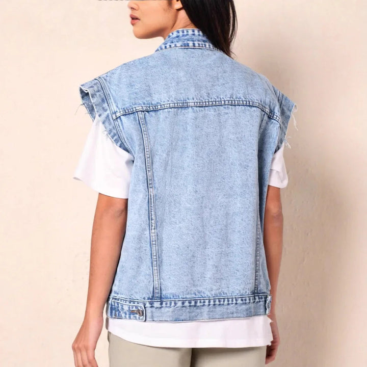 Women’s Casual Oversized Denim Vest with Button-Up Front and Classic Chest Pockets