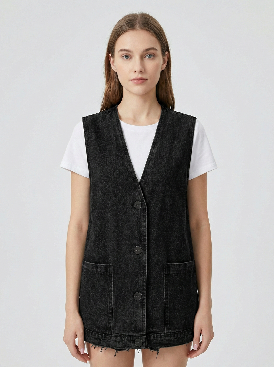 Women’s Minimalist Denim Vest with Sleeveless Design and Relaxed Fit