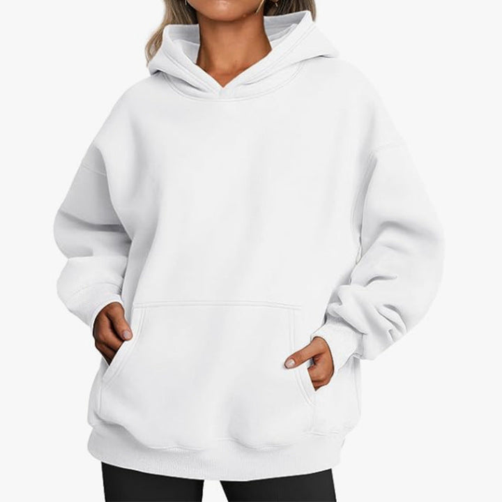 Women's oversized hoodie with practical pockets