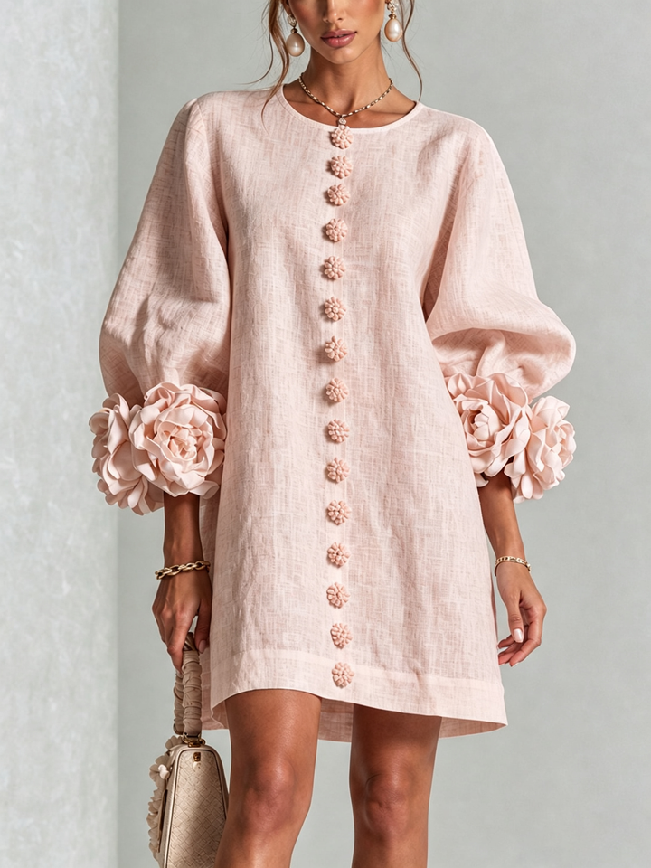 Effortless elegance with a sculptural shift dress