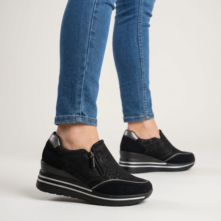 Morena - Comfortable women's sneakers with wedge